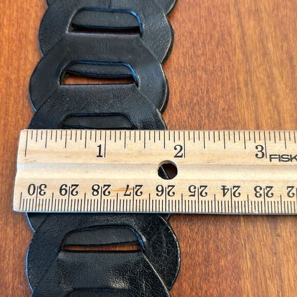 Black Leather Open Weave Adjustable Belt - Picture 7 of 8